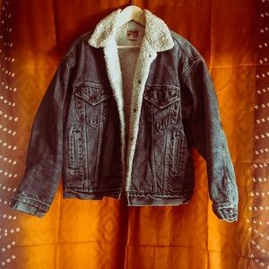 Vintage Levi’s Sherpa Jacket